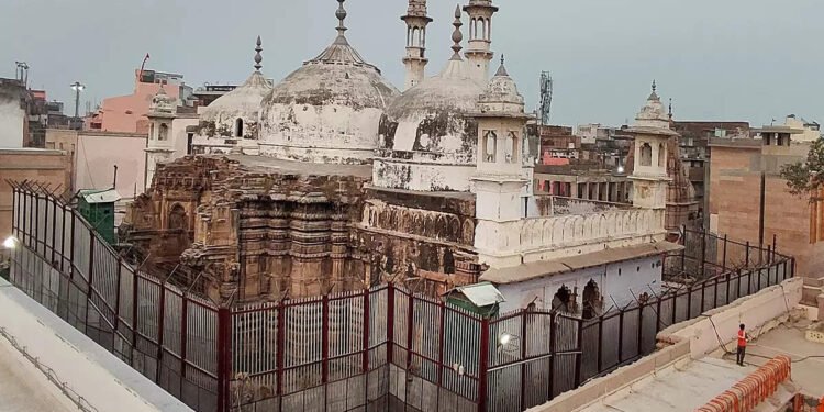 ज्ञानवापी के 32 साल पुराने मुकदमें में सुनवाई जारी, मुस्लिम पक्ष ने दी दलील, 25 अक्टूबर अगली तारीख