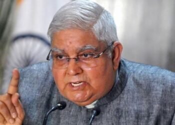 मीडिया को राष्ट्रविरोधी बयानों पर अपना रुख स्पष्ट करना चाहिए