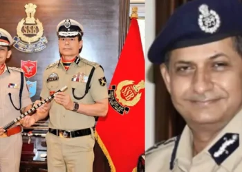 विमानों को मिल रही बम धमकियों के बीच बड़ा एक्शन, IPS अमृत मोहन प्रसाद ने संभाली BCAS की कमान