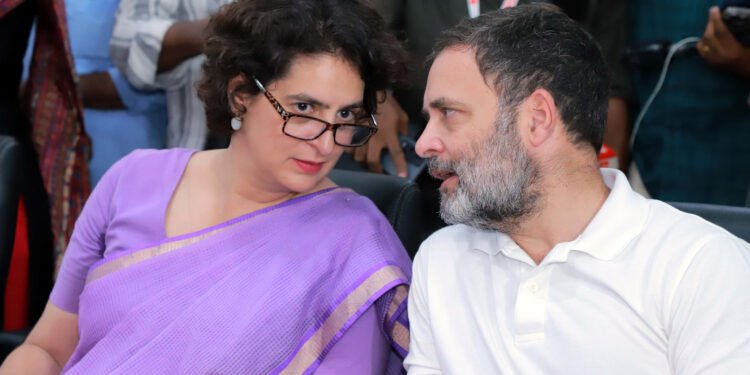 वायनाड में राहुल बोले- भूस्खलन प्रभावितों की मदद के लिए सरकार पर बनाएं दबाव; प्रियंका ने कही ये बात