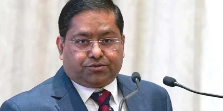 अदाणी मामले पर MEA ने पहली बार दी प्रतिक्रिया, कहा-भारत सरकार को इस मुद्दे की जानकारी नहीं दी गई