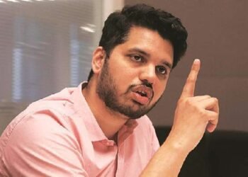 ‘जनता पढ़े-लिखे MLA को चुनेगी, दलबदलुओं को नहीं’, चुनाव से पहले उद्धव गुट के नेता ने कही बड़ी बात