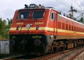 MahaKumbh के लिए 20 स्पेशल ट्रनों का शेड्यूल जारी, लिस्ट देख बुक करवाएं सीट