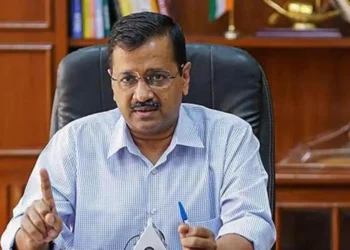 ‘छात्रों को दिल्ली मेट्रो में 50% छूट हो, हम फ्री बस यात्रा की योजना बना रहे’, केजरीवाल का PM को पत्र