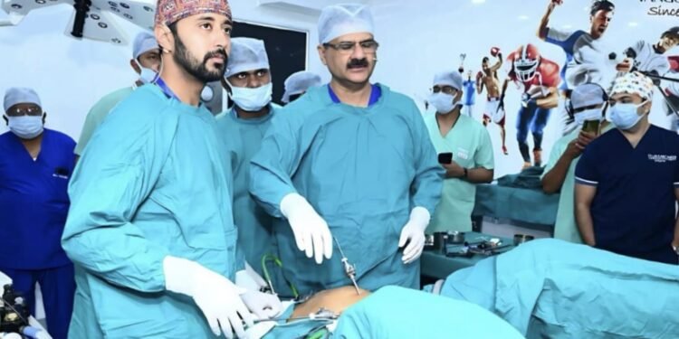 “डॉ. अरपित बंसल की विशेषज्ञता: कैंसर सर्जरी और लैप्रोस्कोपिक तकनीकों में भारत में हो रही नई क्रांति, लाखों मरीजों को मिल रही राहत प्रयागराज जीवन ज्योति हस्पताल में कर रहे मदद