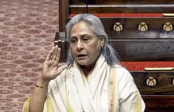 सपा सांसद जया बच्चन का विवादित बयान, ‘महाकुंभ में नदी में फेंके गए शव, इससे जल हुआ दूष‍ित ‘