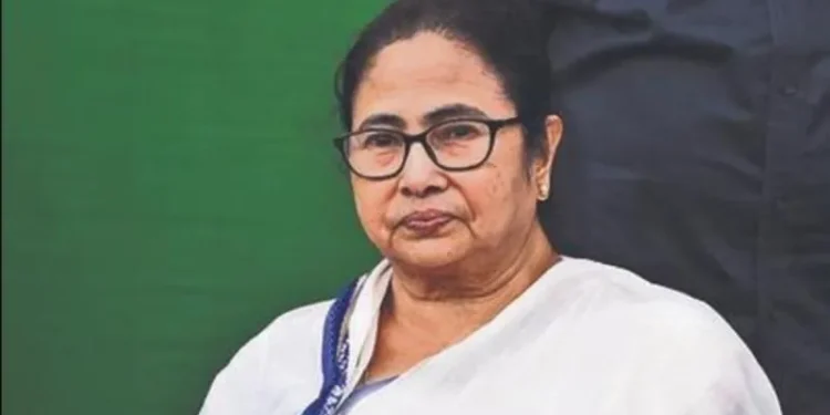 ‘हिंदुओं के नाम वोटर लिस्ट से हटा रही ममता सरकार’, पश्चिम बंगाल में बीजेपी का बड़ा आरोप