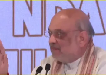 तमिलनाडु में AIADMK-BJP के बीच हुआ अलायंस, अमित शाह ने बताया-किसने नेतृत्व में लड़ेंगे चुनाव?